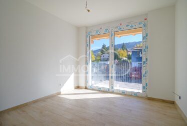 Appartement neuf avec deux balcons !