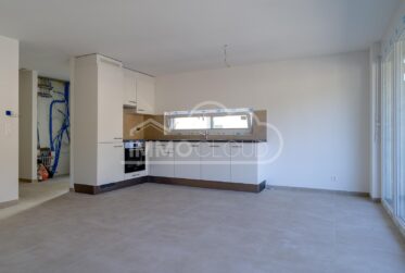 Appartement neuf avec deux balcons !