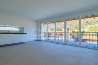 Appartement neuf avec deux balcons !