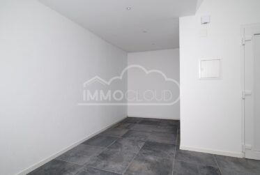 Studio avec surface artisanale de 18 m2 !