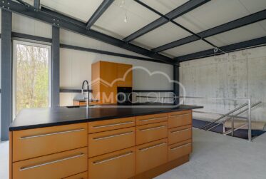 Halles multifonctionnelles en vente sur plan !