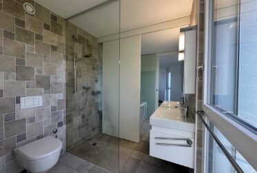 4.5 pièces à St-Sulpice avec grande terrasse et vue sur le lac !