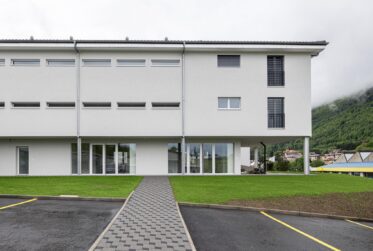 Surface commerciale neuve !