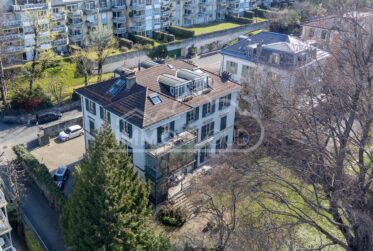 Parking extérieur dans l'hypercentre !