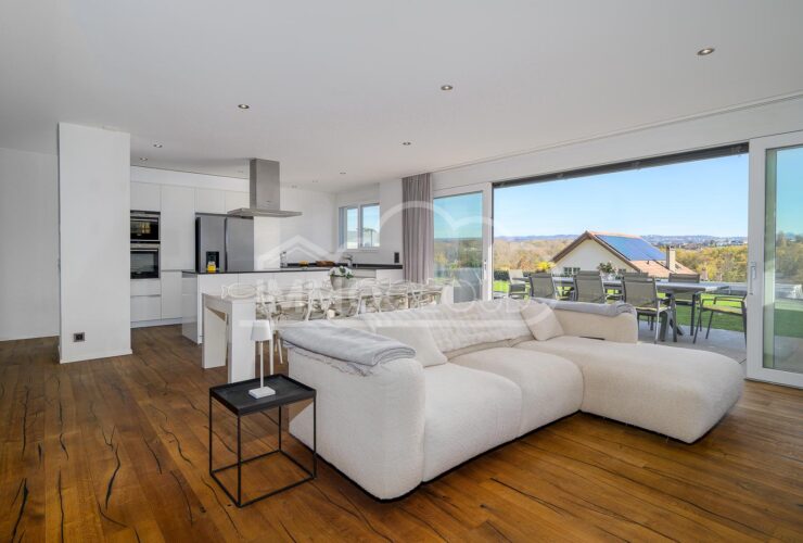 Magnifique duplex avec terrasse et jardin