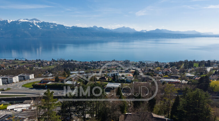IMG VUE LAC OFFMAKRET